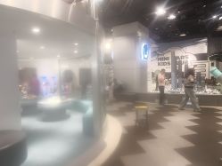 -MINI MARS 脚下的城市乐园·餐饮·派对(静安江宁店)