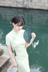 -一揽芳华汉服旗袍体验馆(拙政园店)