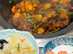 -山河屯铁锅炖(绥望路店)