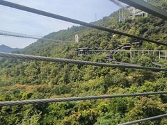 -极限PLAY运动娱乐新世界·团建派对潮玩休闲馆·室内蹦极高空游乐园