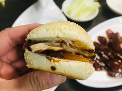 -鸿运楼烤鸭店(天桥店)