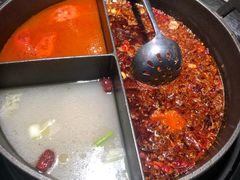 小嫩牛专利T型锅（一锅三吃）-热火朝天鲜切牛肉火锅(南强街巷店)