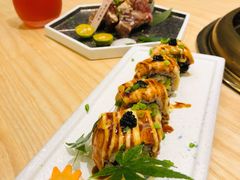 炙烤三文鱼牛油果卷-松鱼亭·和牛烧肉(协鑫广场店)