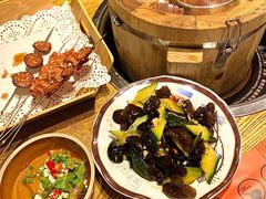 -聚串门儿·东北烧烤(信义坊店)