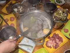 -养牛邓·潮汕牛肉海鲜自助火锅(广州店)