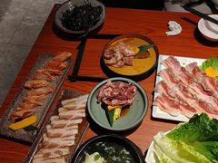 -山之屋炭火烧肉·生啤畅饮(大朗万科中央公园店)