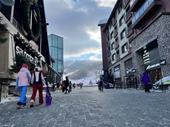 -中旅松花湖滑雪场