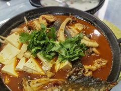 -万佛湖许老大铁锅鱼(黑金冠店)