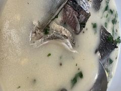 -美顺香食府鱼头老店(雪野湖店)