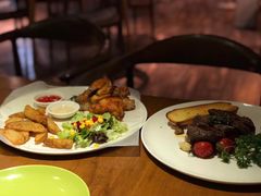 -JINNS锦时 steak&pizza(浸信会礼拜堂旧址店)