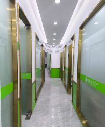 -苗医生专业祛痘·皮肤管理