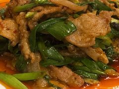 -石磨豆花家常菜·牦牛排土火锅