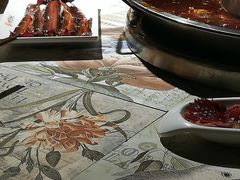 利仁装鸳鸯锅-正渝70年代老火锅(汽博店)
