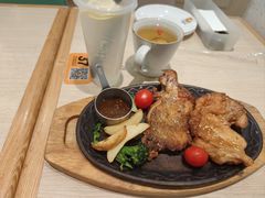 -卢家妈妈·西餐厨房(卜蜂中心店)