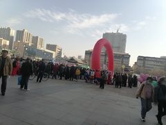 -万达广场(龙湖店)