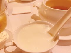 蛋白杏仁茶-富力丽思卡尔顿酒店·丽轩中餐厅