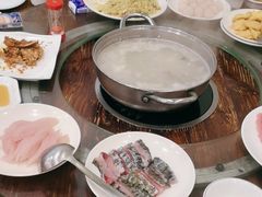 -正能量脆肉鲩火锅