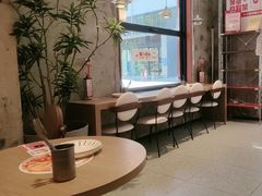 -必胜客(上海华谊新所店)