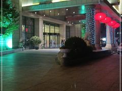 -锦龙国际酒店(天津奥体中心华苑地铁站店)