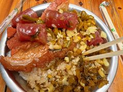 -梁阿婆廿年老牌扣肉糯米饭