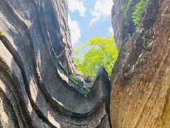 -梭布垭石林景区