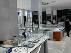 -光明眼镜·蔡司授权(徐泾店)