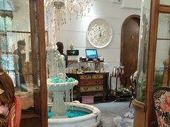 -秘密旅行Bonjour(黑金冠 江南西店)