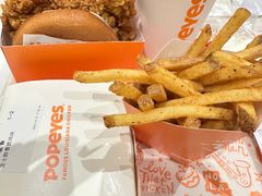 -Popeyes炸鸡·汉堡·奶昔(五角场万达店)
