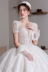 -艾米丽婚纱礼服