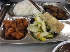 -浙江同济科技职业学院餐厅