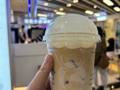 -瑞幸咖啡(巴黎春天陕西路店)