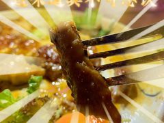 -樱花里音乐餐吧·牛扒椰子鸡(东圃店)