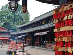 -峨眉山报国寺