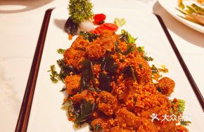 Mulberry Leaf Braised Pork