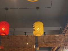 -头上红煨盐鸡·非遗院子餐厅