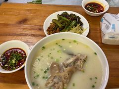 -中和裴氏蹄花(府河路店)