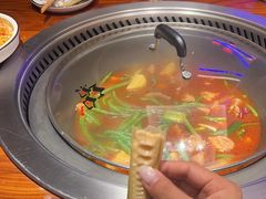 -山河屯铁锅炖(哈西站店)