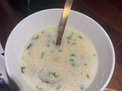 -郑庄脂渣海鲜楼(九水路店)