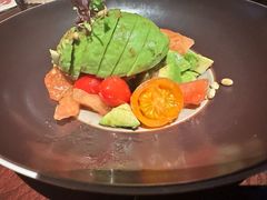 西班牙风味番茄牛油果-BROWNSTONE布朗石西班牙餐厅(富城店)