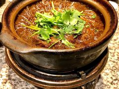 牛腩粉丝砂锅-南京大牌档(香港广场店)