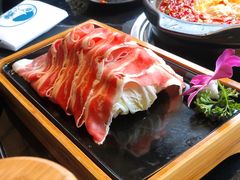 精品相间肥牛-小椒娘撒椒鱼火锅(三八广场店)