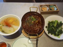 -有红鸡毛店·川菜(建设路店)