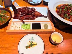 -老滇山寨•云南特色菜•地方菜•民族风情歌舞表演(金碧店)