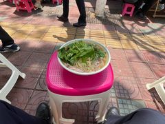 -啊墨江牛烂烀米线