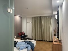 -鑫雅居公寓(广州南站地铁站店)