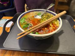 -云阿蛮云南生烫牛肉米线(奉贤路店)