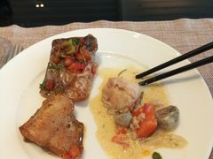-圣丰索菲特·2 On 988 Café 自助餐厅