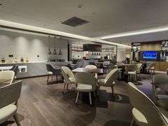 -深圳国际会展中心希尔顿酒店(前海华发冰雪世界店)