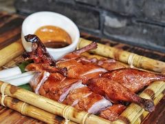 -老滇山寨•云南特色菜•地方菜•民族风情歌舞表演(金碧店)