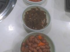 水煮花生米-梅梅家的烤肉店(槐北路店)